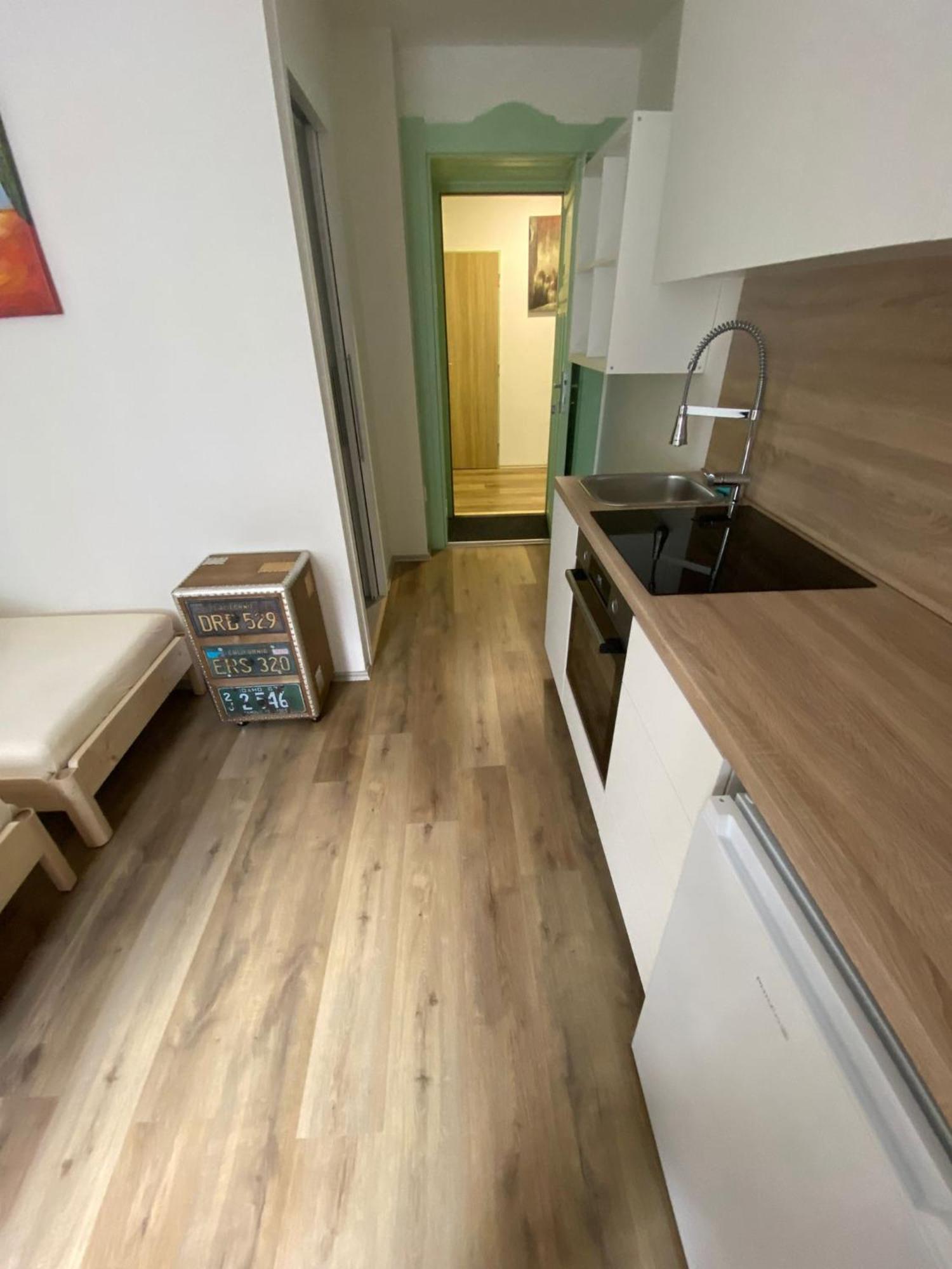Garsoniera Ostrava City Centr, Na Hradbach 118 Luaran gambar